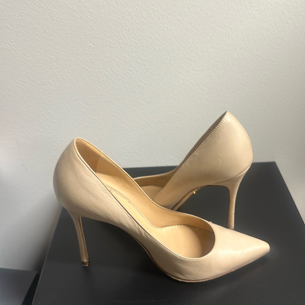 Sergio Rossi Beige Leather Pointed-Toe Stiletto Pumps